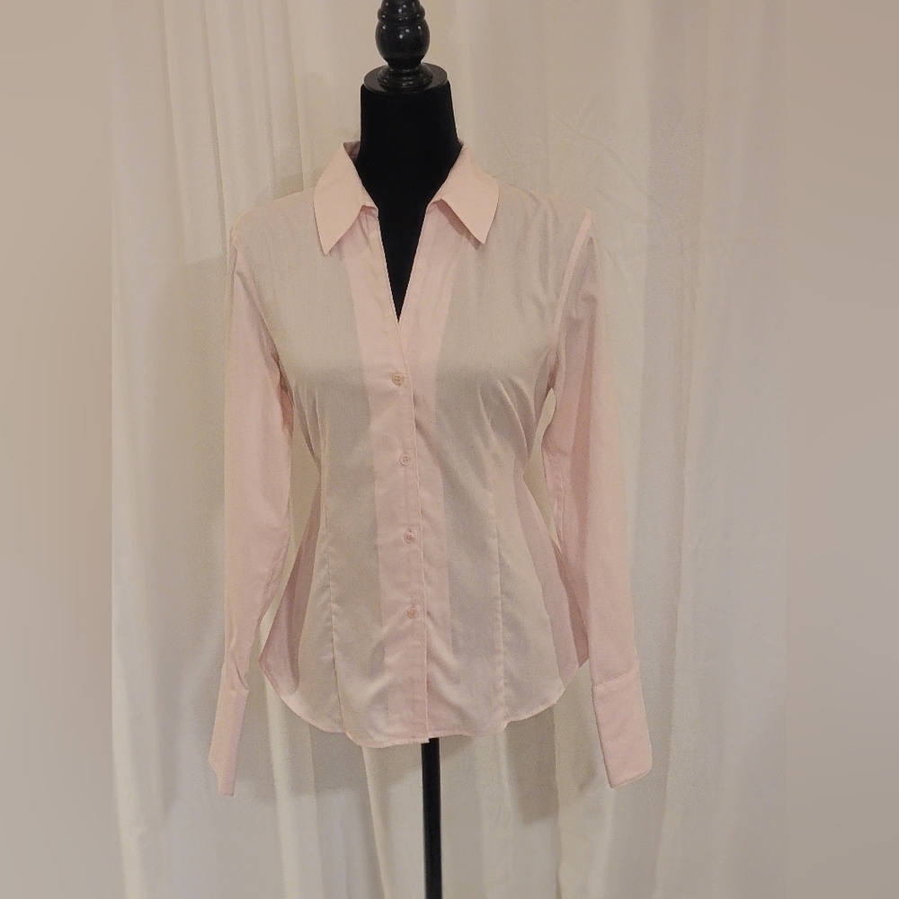 Calvin Klein Size 8 Light Pink Non-Iron Cotton Button-Up Shirt